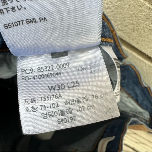 Levi’s Mile High Cropped Wide Leg Jeans Sun Devil Heat Dark Wash Button Fly - Picture 9 of 13